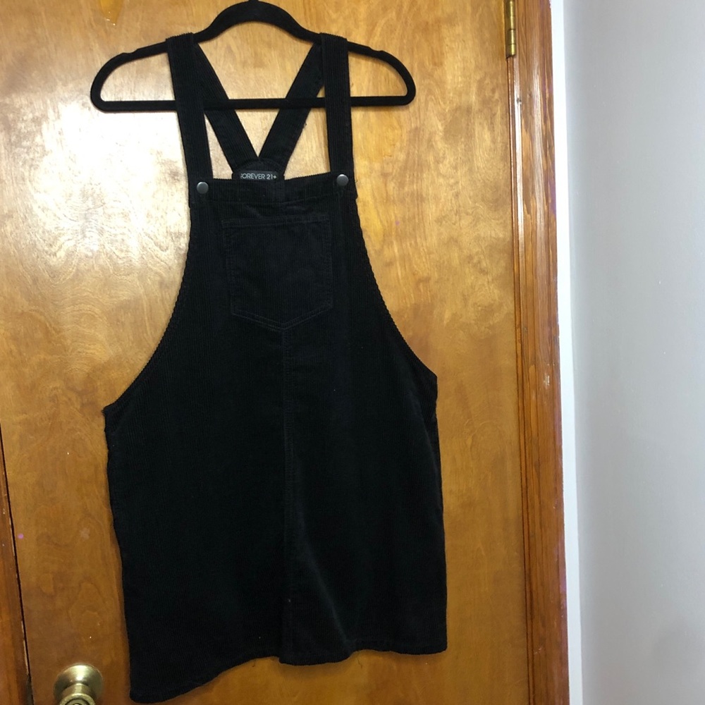 Black corduroy overall dress. Size 1X. Never worn.